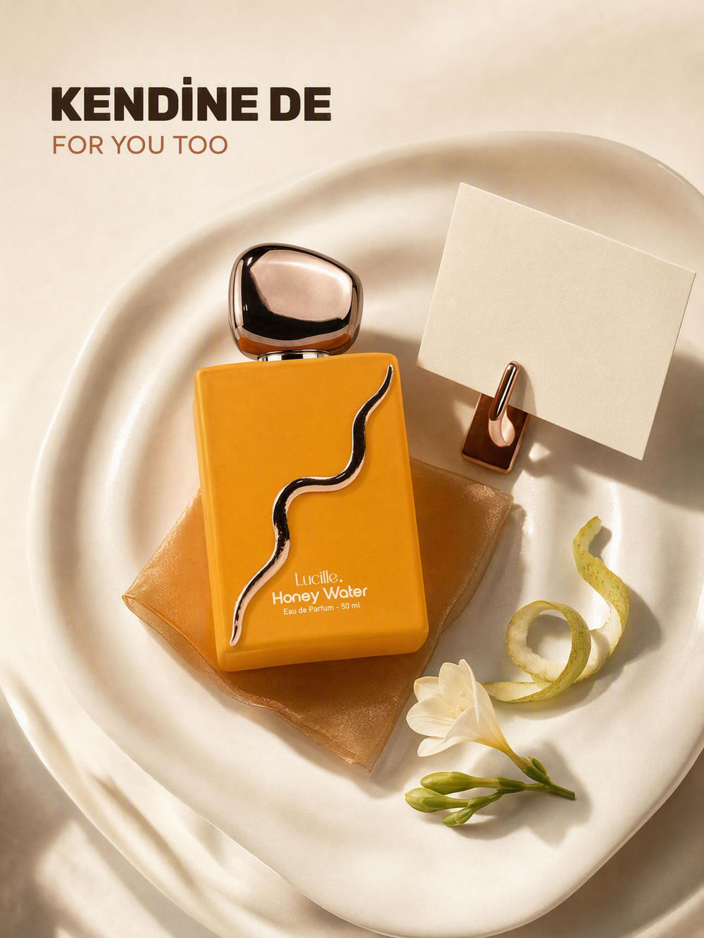 Honey Water — Lucille Instagram gönderisi 1